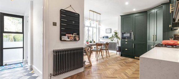 5 bedrooms House in Barnet, United Kingdom No. 6465 12