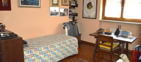 7غرفة شقة في Vercelli, Italy رقم 25540 10