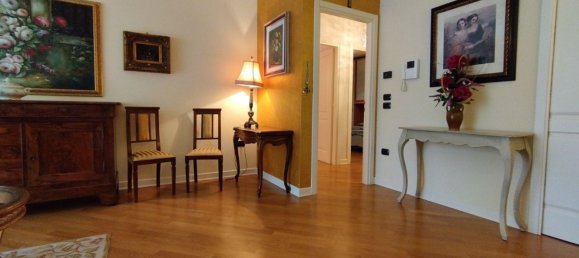 3 rooms Apartment in Sirmione, Italy No. 6450 5