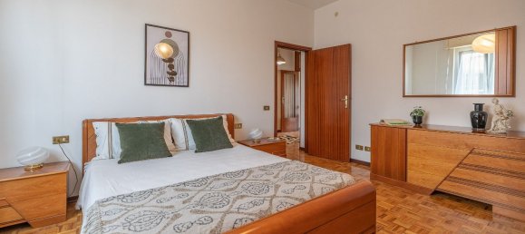 Вилла с 7 спальнями в Монтекальво ин Фоля, Италия № 322386 9