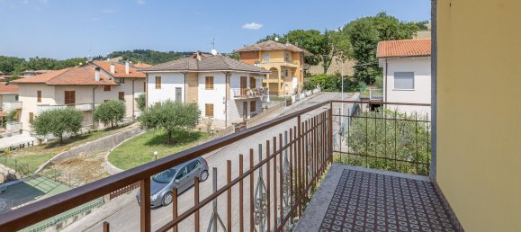 Вилла с 7 спальнями в Монтекальво ин Фоля, Италия № 322386 47