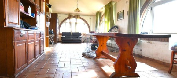 3 bedrooms Villa in Borghi, Italy No. 53956 9