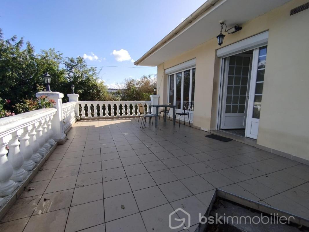 4 bedrooms House in Vernouillet, France No. 228877