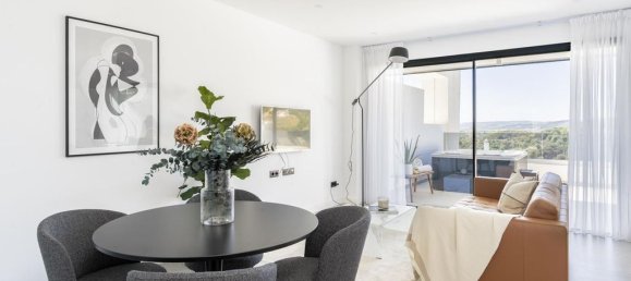 2 bedrooms Apartment in Estepona, Spain No. 242075 12