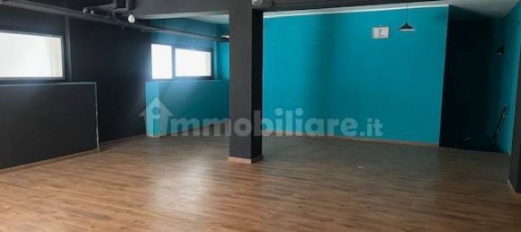 5 rooms Commercial property in Verona, Italy No. 272994 14