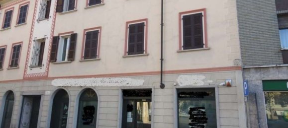 6 rooms Apartment in Mede, Italy No. 314995 2