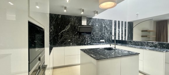 6 Schlafzimmer Doppelhaus in Marbella, Spain, Nr. 42387 16