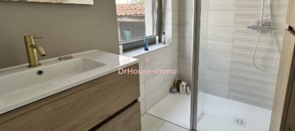 3 bedrooms House in Vichy, France No. 335266 9