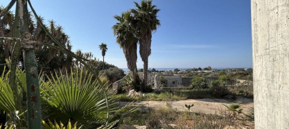 9 bedrooms House in Ugento, Italy No. 108018 14