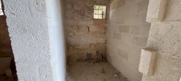 9 bedrooms House in Ugento, Italy No. 108018 40