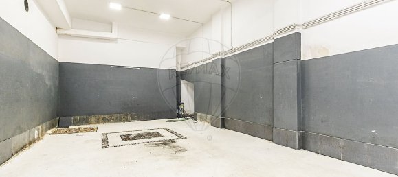 420m² Warehouse in Lisbon, Portugal No. 58657 4