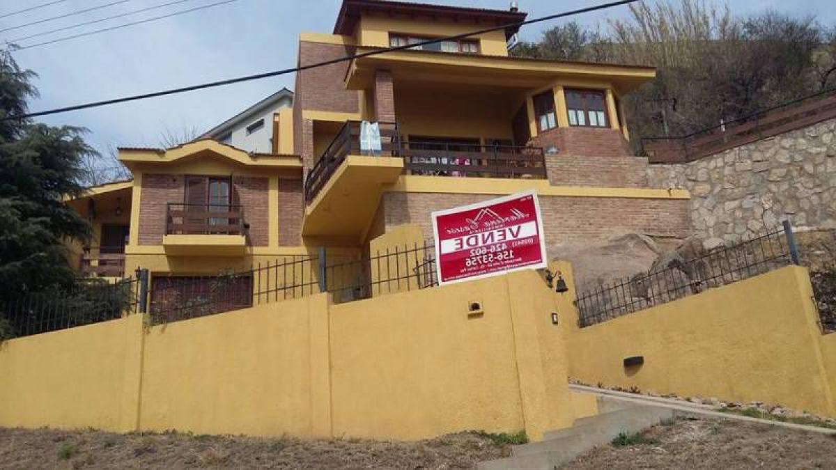 4 Schlafzimmer Haus in Cordoba, Argentina, Nr. 9673