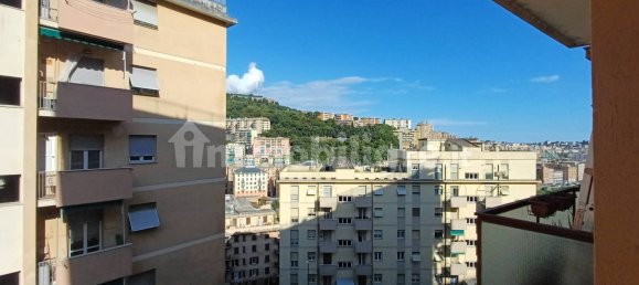 Apartamento T2 em Genoa, Italy N.º 270611 33