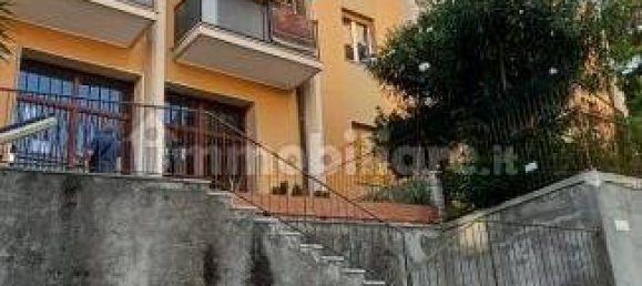 Apartamento T2 em Genoa, Italy N.º 270611 38