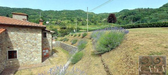 5 bedrooms House in San Marcello Piteglio, Italy No. 355 4