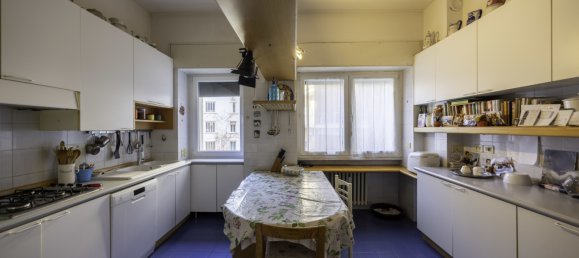 5 bedrooms Apartment in Bologna, Italy No. 135825 12