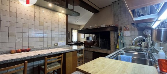 4 rooms House in Curtarolo, Italy No. 231862 9