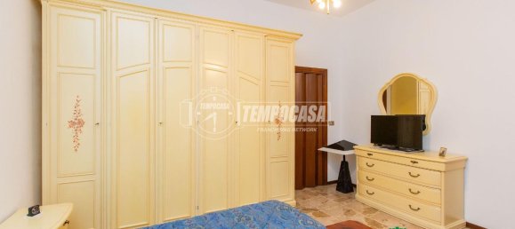 Casa de 2 divisões em Buscate, Italy N.º 13779 13