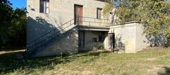 Casa de 20 divisões em Montegiorgio, Italy N.º 157648 13