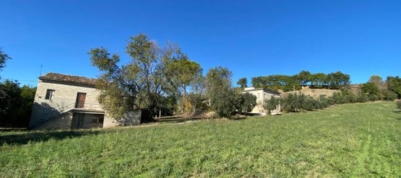 Casa de 20 divisões em Montegiorgio, Italy N.º 157648 18