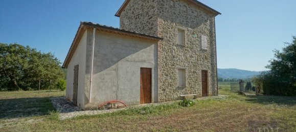 6 bedrooms House in Cortona, Italy No. 332517 13