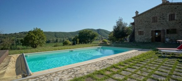 6 bedrooms House in Cortona, Italy No. 332517 9