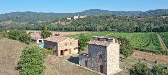 6 bedrooms House in Cortona, Italy No. 332517 4