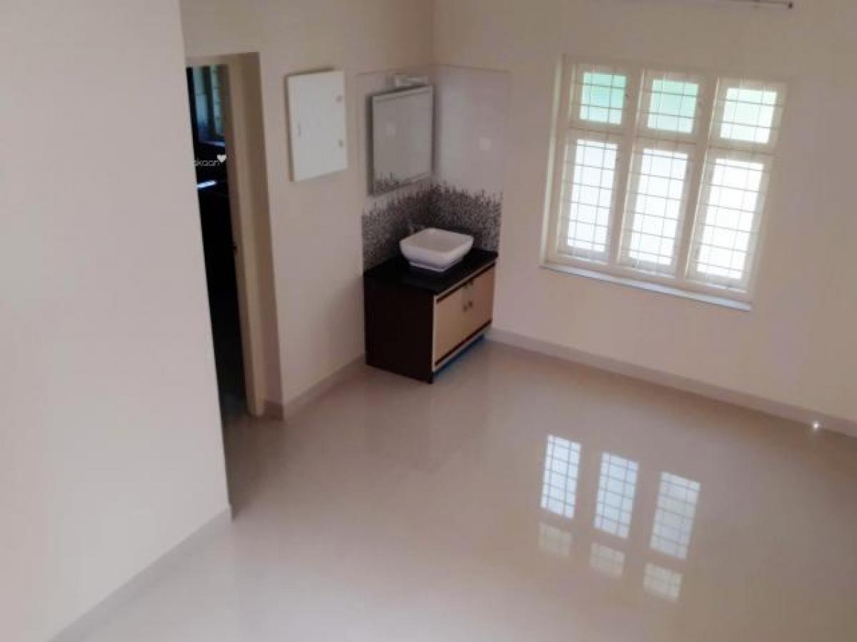 4 bedrooms House in Palakkad, India No. 52819