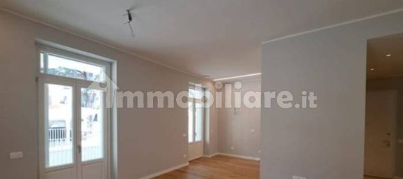 2 bedrooms Apartment in Catania, Italy No. 16574 2
