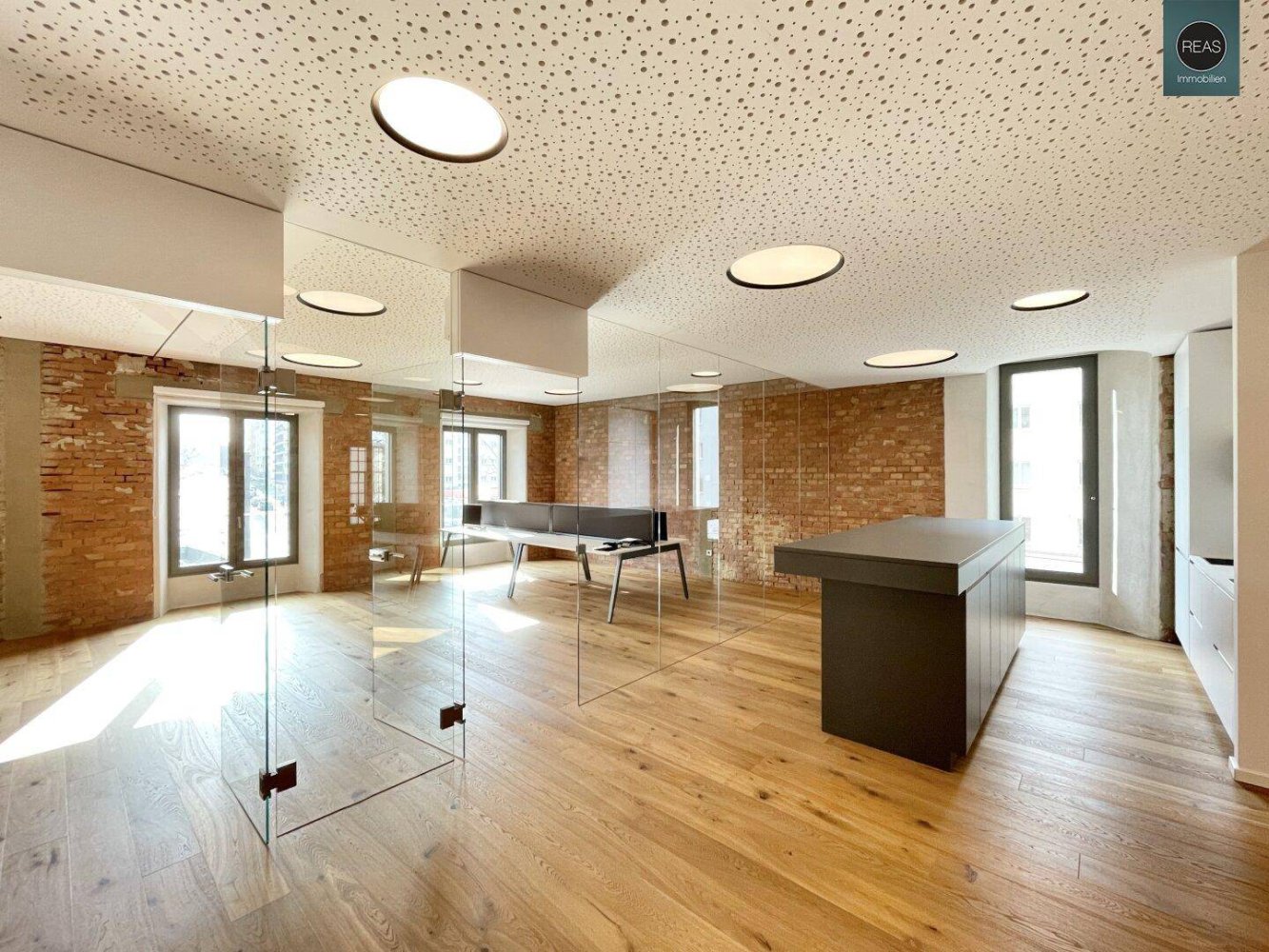 4 rooms Apartment in Favoriten, Austria No. 193818