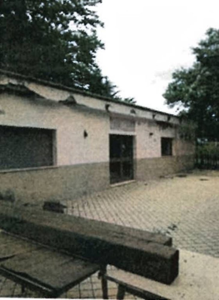 Gewerbliche Immobilie in Apiro, Italy 1122m², Nr. 383774