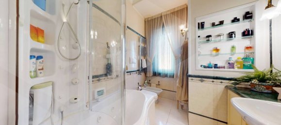 Квартира с 5 комнатами в Сан Джорджо а Кремано, Италия № 17762 11