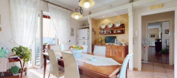 Квартира с 5 комнатами в Сан Джорджо а Кремано, Италия № 17762 41