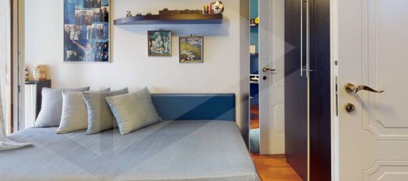 Квартира с 5 комнатами в Сан Джорджо а Кремано, Италия № 17762 16