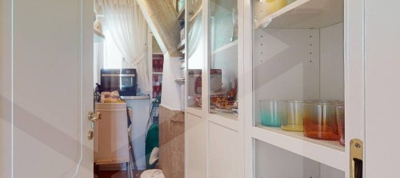 Квартира с 5 комнатами в Сан Джорджо а Кремано, Италия № 17762 28