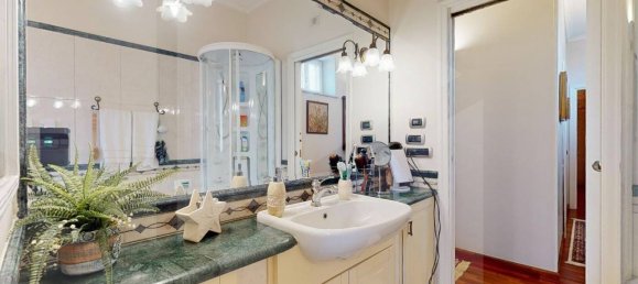 Квартира с 5 комнатами в Сан Джорджо а Кремано, Италия № 17762 17