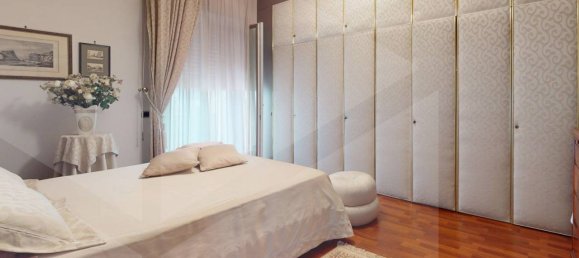 Квартира с 5 комнатами в Сан Джорджо а Кремано, Италия № 17762 8