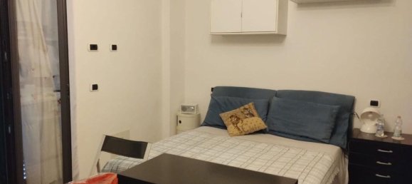 3 rooms House in Carrara, Italy No. 48135 4