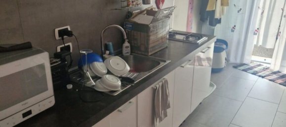 3 rooms House in Carrara, Italy No. 48135 9