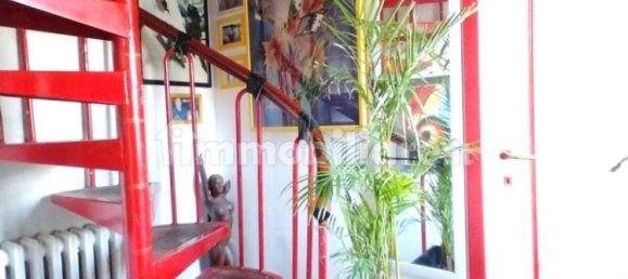 2 bedrooms Apartment in Rome, Italy No. 44141 2