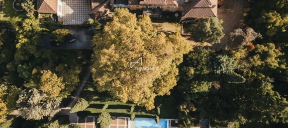 7 bedrooms Land in Lisbon, Portugal No. 128401 17