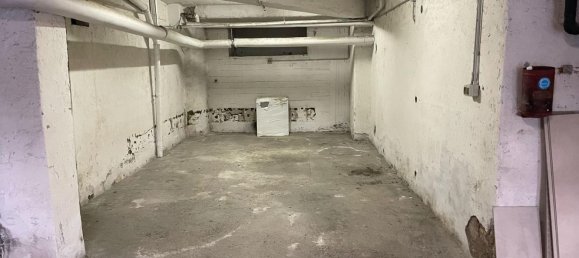 مرآب في Rome, Italy 25متر مربع رقم 344911 16