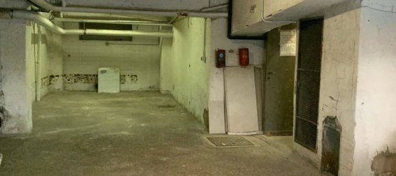 مرآب في Rome, Italy 25متر مربع رقم 344911 2