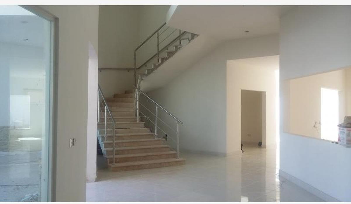 3 bedrooms House in Playa Vicente, Mexico No. 153913