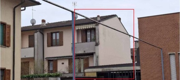 3 Schlafzimmer Haus in Crema, Italy, Nr. 338800 2