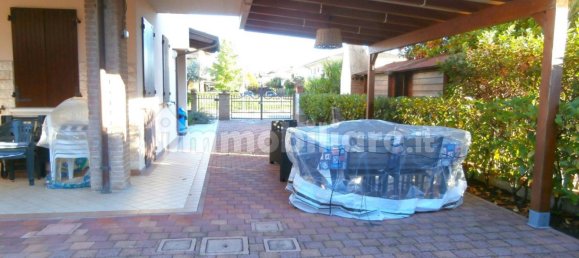 3 bedrooms Apartment in Ravenna, Italy No. 350723 4