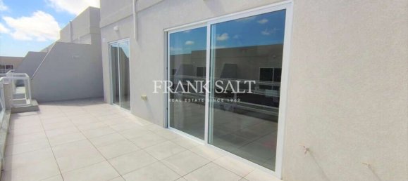 Пентхаус с 2 спальнями в Лука, Мальта № 4729 9