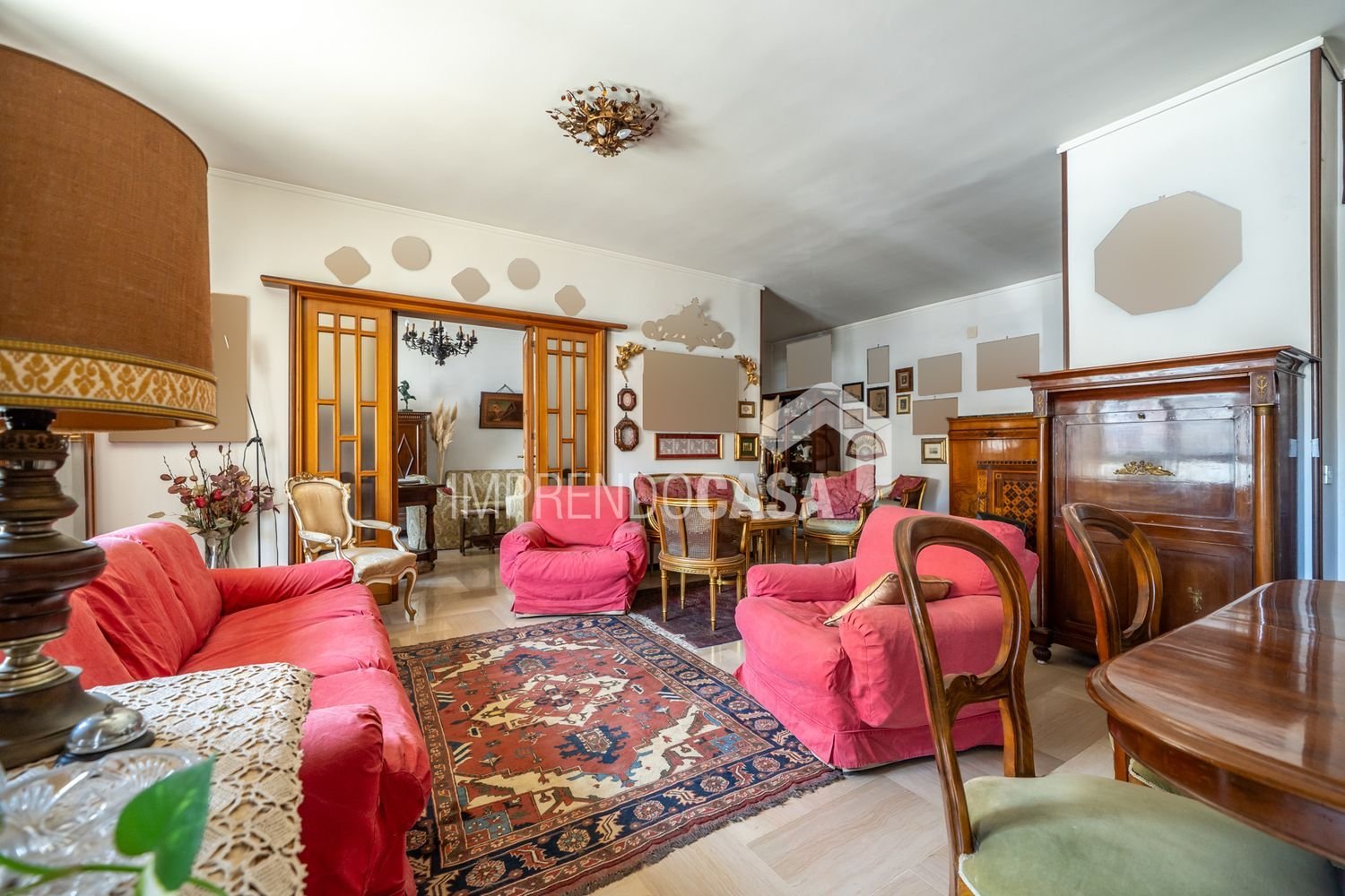 7 غرف نوم شقة في Palermo, Italy رقم 322894