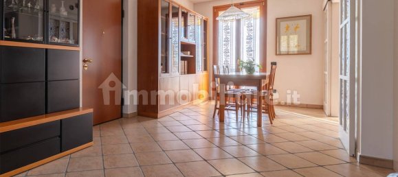 2 Schlafzimmer Wohnung in Comerio, Italy, Nr. 332216 4