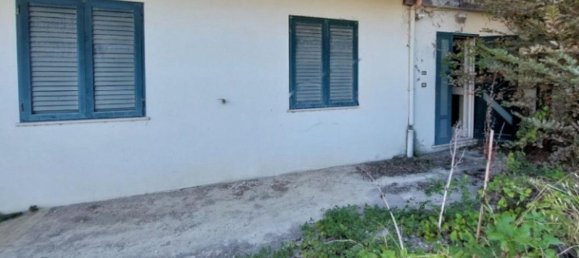 Apartamento de 3 dormitorios en Montesilvano, Italy No. 372447 10